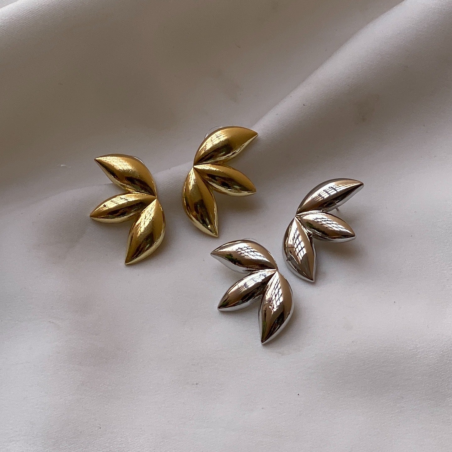 Flora Studs