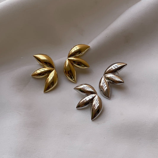 Flora Studs